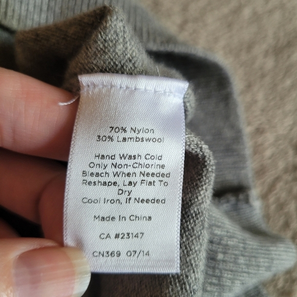 Talbots polar bear Christmas sweater size medium - Picture 12 of 12